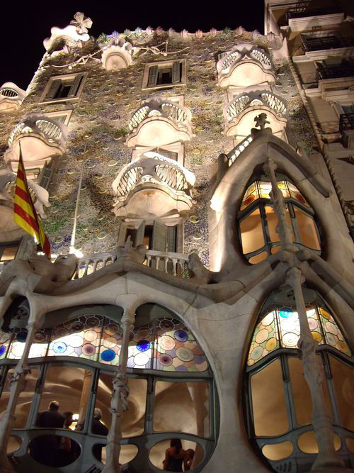 Barcelona_Gaudi_Dos-Cortados_Spanje_bed-and-breakfast_BB_vakantiehuizen