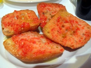 Spaans brood met tomaat